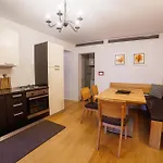 Vila Hisa Na Dovjem *