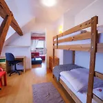 Hisa Na Dovjem Vila