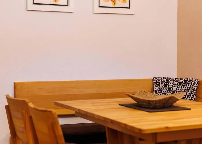 וילה Hisa Na Dovjem מויסטראנה