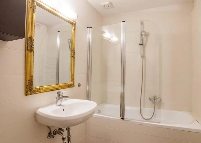 Hisa Na Dovjem Villa *