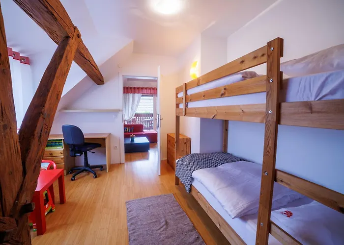 Hisa Na Dovjem Villa